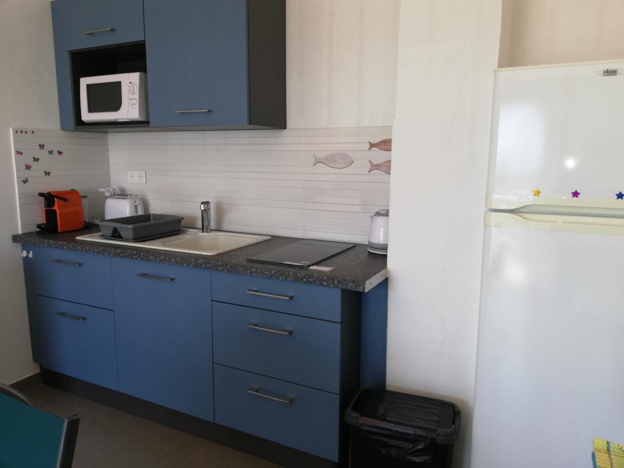 Superbe appartement avec vue sur la mer et le port Saint-Pierre-la-Mer  Extérieur photo